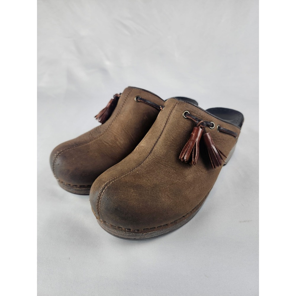 Dansko Women's Size 8‎ EU 38 Brown Leather Tassel Clogs Slip On Comfort Shoes
